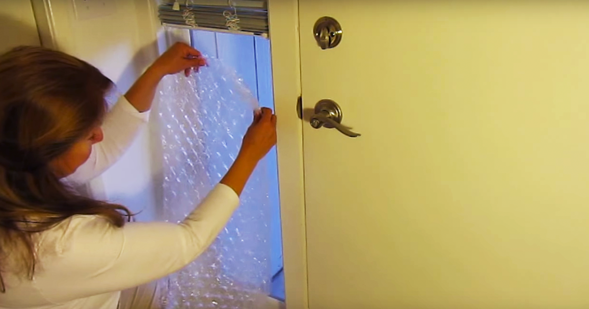 She Puts Bubble Wrap On Her Windows. The Reason? This Trick Saves Tons