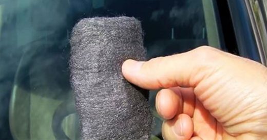 Man Uses Steel Wool On His Old Windshield And The Glass Is Now Crystal Clear