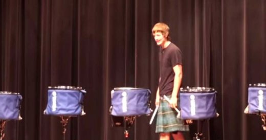 Teen’s Friends Join Him Onstage And His Performance Takes Off