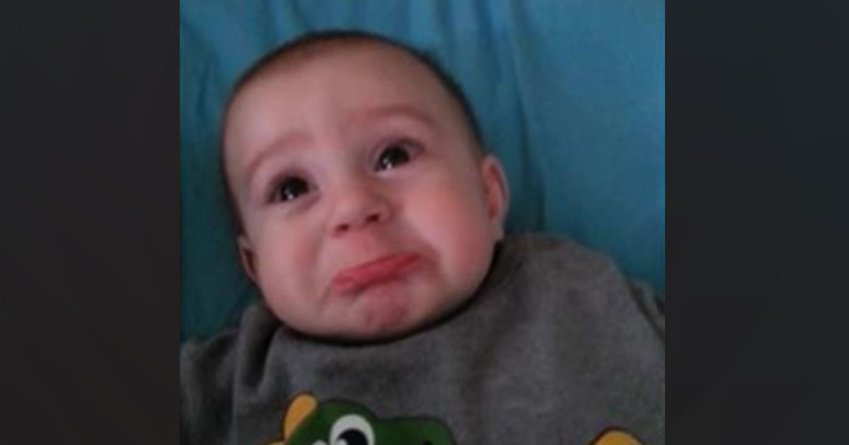 Mom Roars Like A Dinosaur, Her Son's Adorably Frightened ...