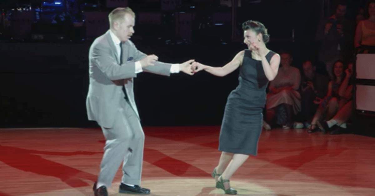 Couple Takes Center Stage For “Dirty Dancing” Routine MetaSpoon