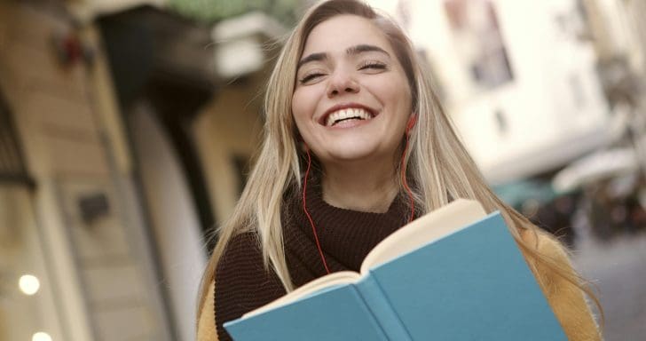 Woman Searches For Items Left In Used Books And Returns Them To Their Rightful O...