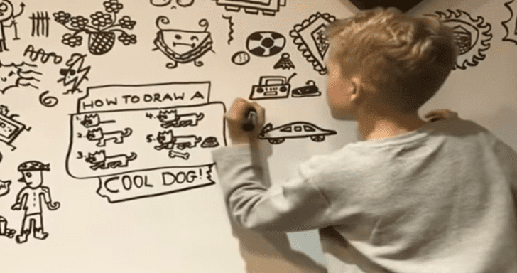 10-Year-Old Boy Draws Professionally On Restaurant’s Walls