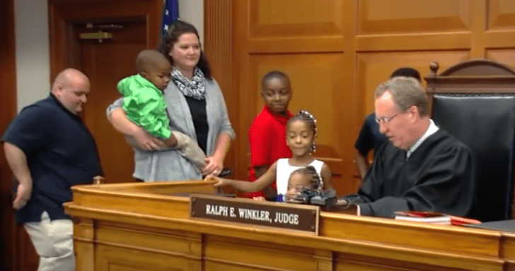 Loving Foster Parents Adopt All 5 Siblings So They Won’t Be Separated