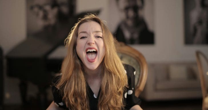 People Try To Clear The Air In These 'Am I The Jerk?' Stories